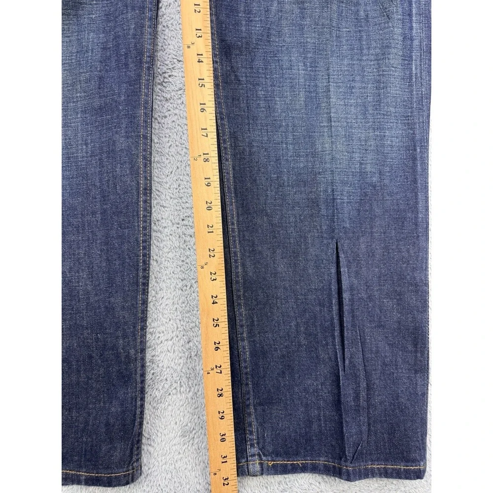 Levis levis 569